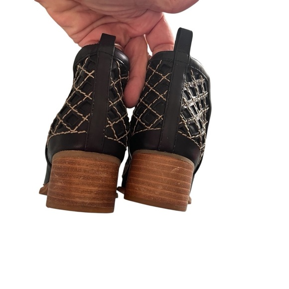 Jeffrey Campbell Black Taggart Boho Booties NWOB Size 7 - Picture 6 of 11